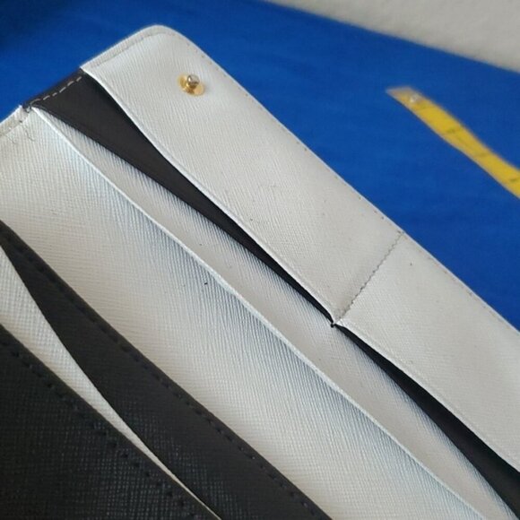 Juicy Couture black & white leather wallet - Picture 11 of 11